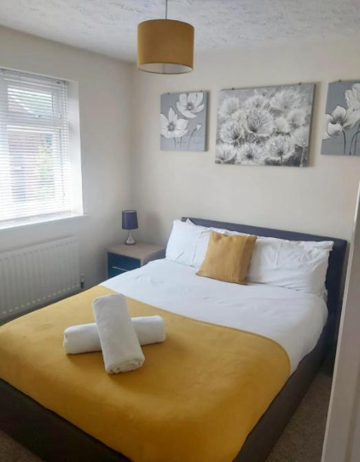 Ashford Holiday Home Smithy Drive Sleeps 5 Free Wifi And Vehicle Parking Kingsnorth Экстерьер фото